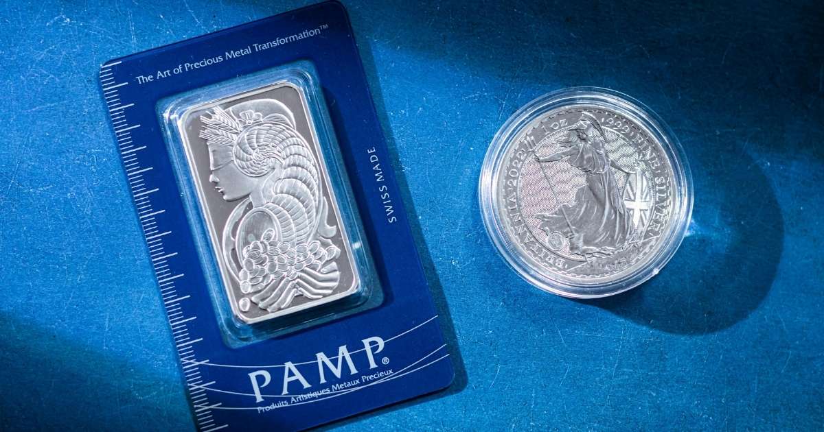 PAMP Suisse 1oz platinum bar and Britannia silver coin available at Liberty Bullion Australia