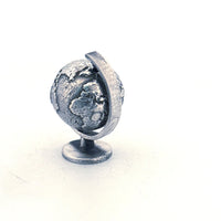 Globe Silver Statue 3oz