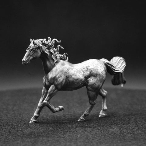 Mustang Silver Statue 3oz